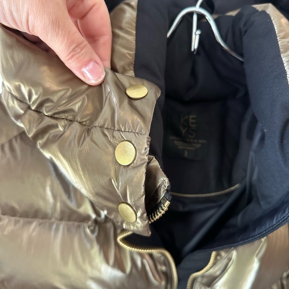 Athleta x Alicia Keys Gold Puffer Winter Jacket Sz L *Like New - Picture 8 of 10